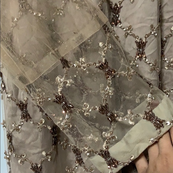 Two piece Pakistani Shalwar Kameez Dress - Picture 4 of 8